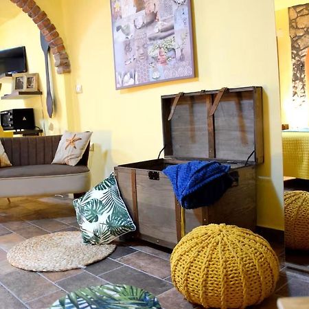 Agriturismo Su'E Lentu Bosa Buitenkant foto